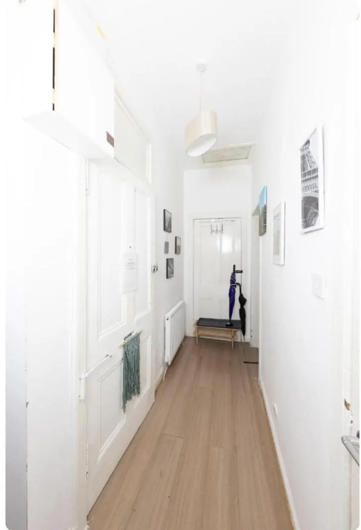 Desirable Edinburgh Apartment - City Centre