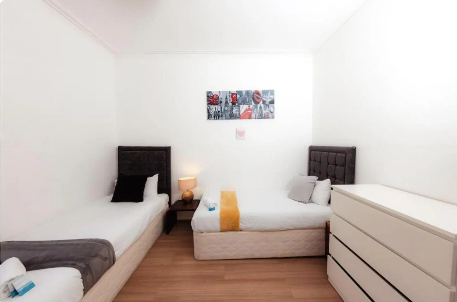 Desirable Edinburgh Apartment - City Centre